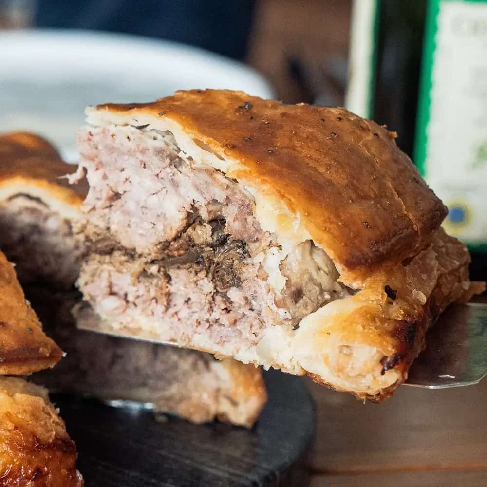 Tourte de sanglier aux cèpes et aux échalotes (1,4 kg) - Image 2